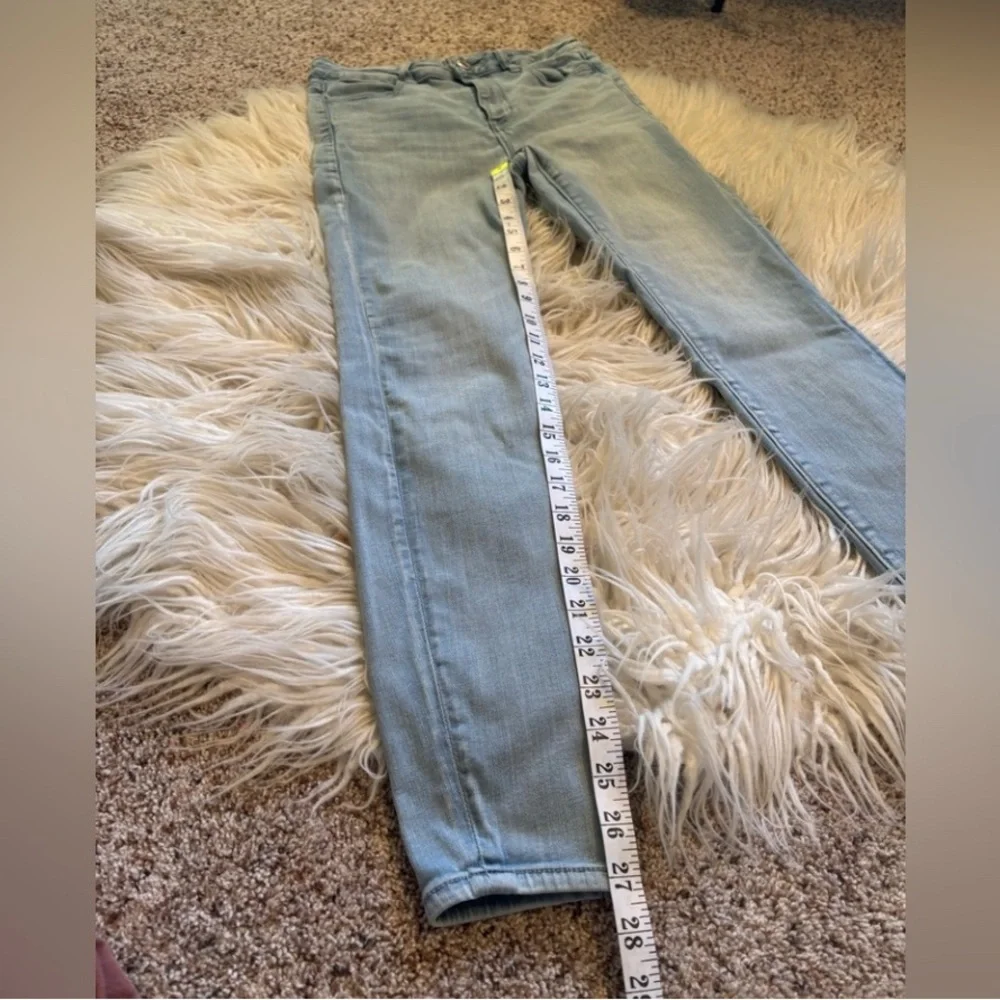 American Eagle Hi-Rise Jegging Jeans Light Wash Size 8